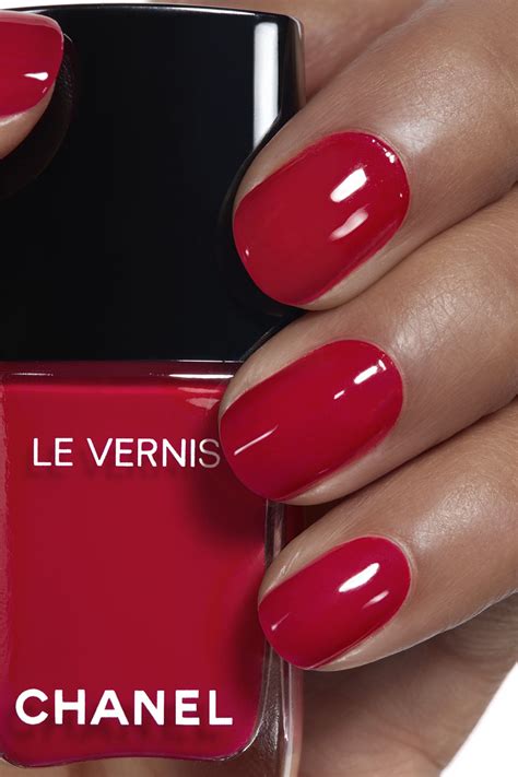 vernis chanel rouge